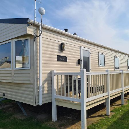 8 Berth Eastgate Fantasy Island Apartment Инголдмелс Екстериор снимка