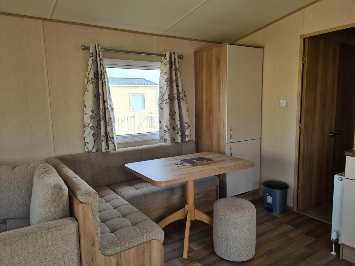 8 Berth Eastgate Fantasy Island Apartment Инголдмелс Екстериор снимка