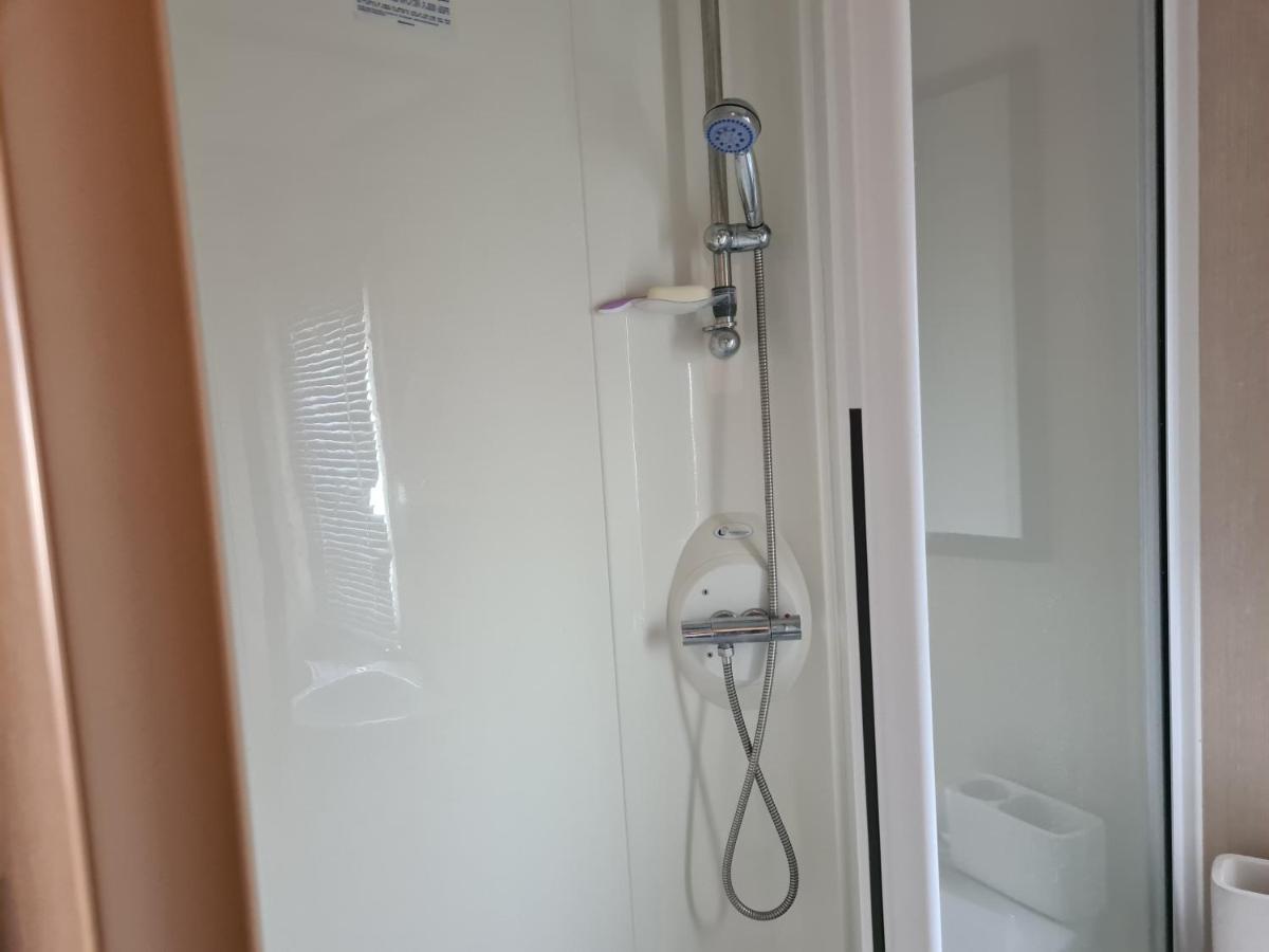 8 Berth Eastgate Fantasy Island Apartment Инголдмелс Екстериор снимка